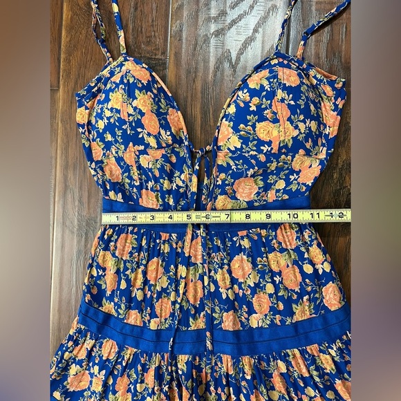 Tularosa Alice Dress – Navy & Peach Floral - Picture 6 of 7
